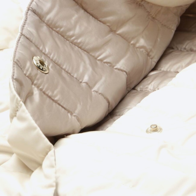 Image 4 of Quilted Jacket 40 Cream in color White | Vite EnVogue