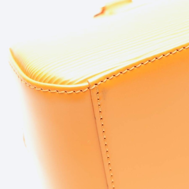 Image 8 of Handbag Orange in color Orange | Vite EnVogue