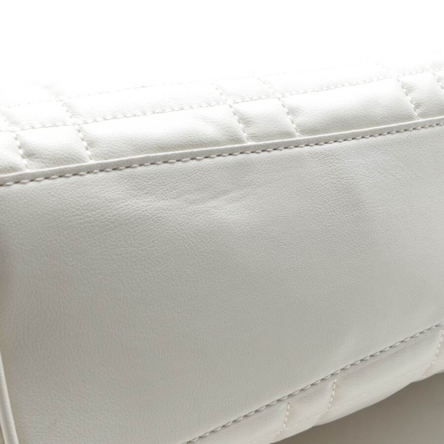 Image 7 of Shoulder Bag Cream in color White | Vite EnVogue