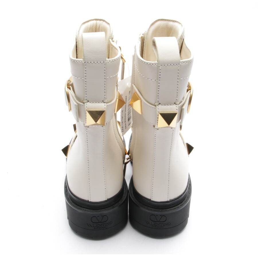 Image 3 of Rockstud Ankle Boots EUR 36 White in color White | Vite EnVogue