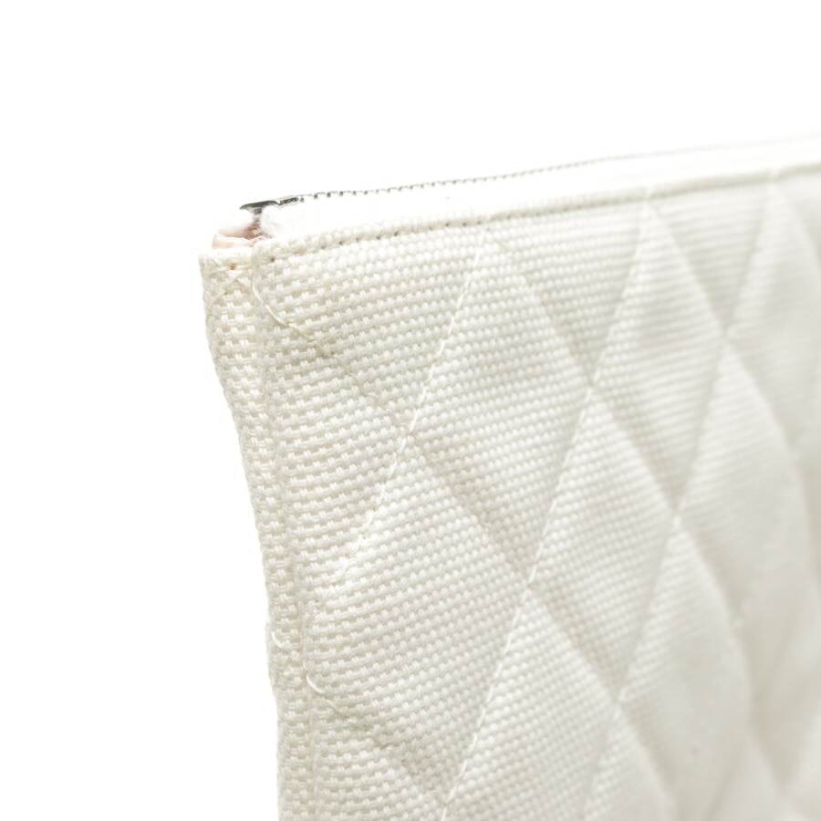 Image 8 of Clutch White in color White | Vite EnVogue