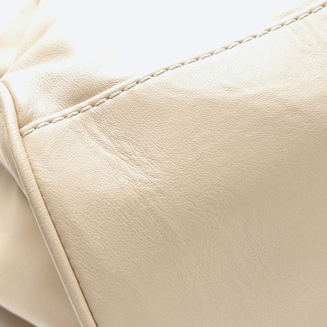 Image 7 of Handbag Beige in color White | Vite EnVogue