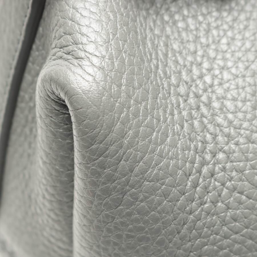 Image 7 of Wave Handbag Light Gray in color Gray | Vite EnVogue