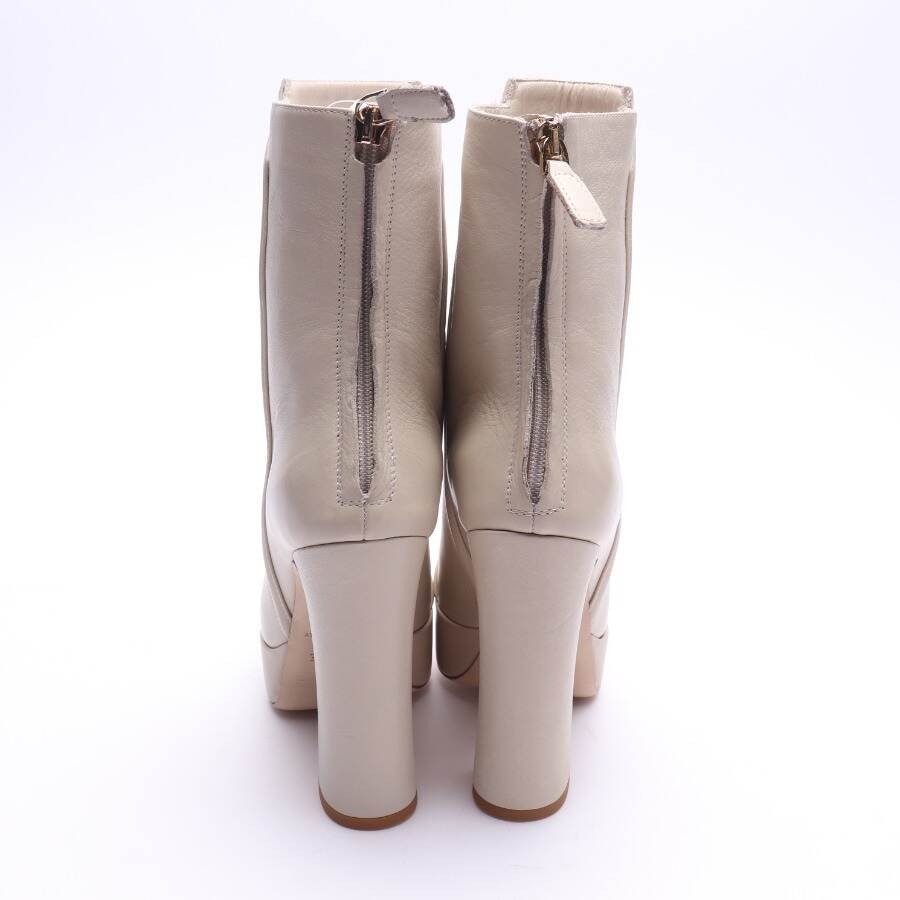Image 3 of Ankle Boots EUR 37.5 Beige in color White | Vite EnVogue