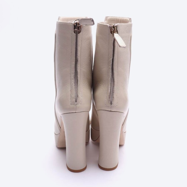 Image 3 of Ankle Boots EUR 37.5 Beige in color White | Vite EnVogue