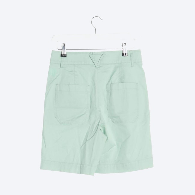 Image 2 of Shorts 34 Light Green in color Green | Vite EnVogue