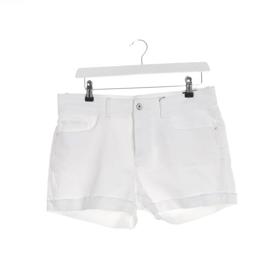 Image 1 of Shorts W30 White in color White | Vite EnVogue