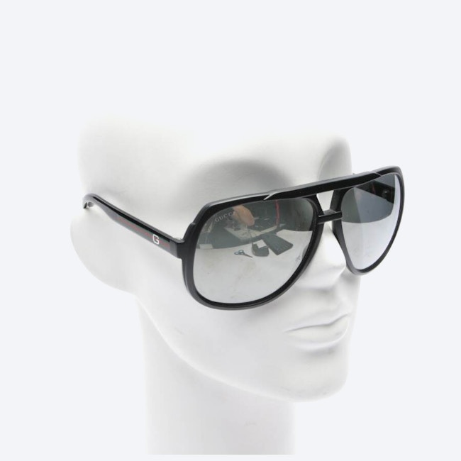 Image 2 of GG1622 Sunglasses Black in color Black | Vite EnVogue