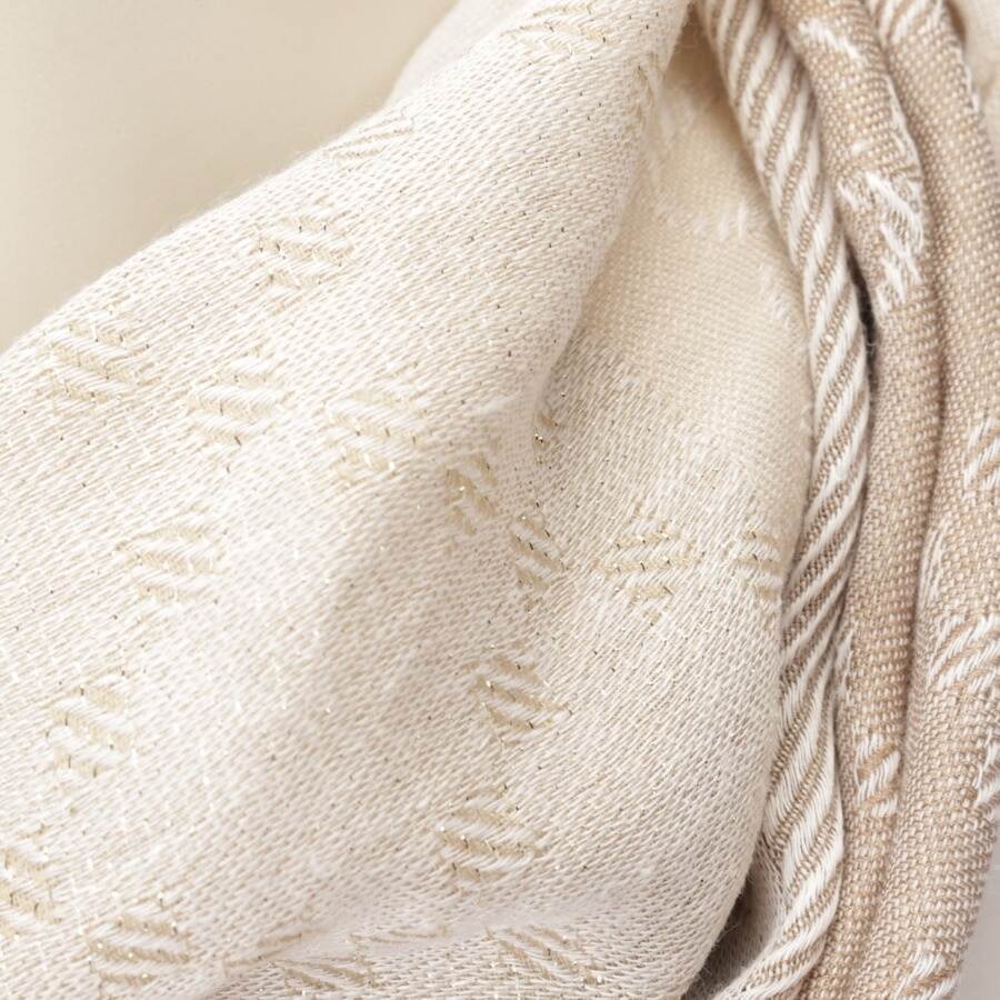 Image 2 of Shawl Beige in color White | Vite EnVogue