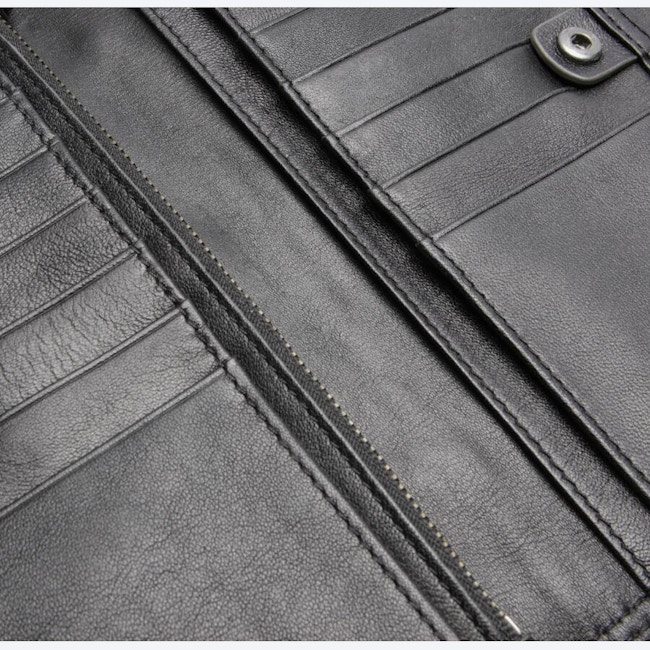 Image 2 of Wallet Black in color Black | Vite EnVogue