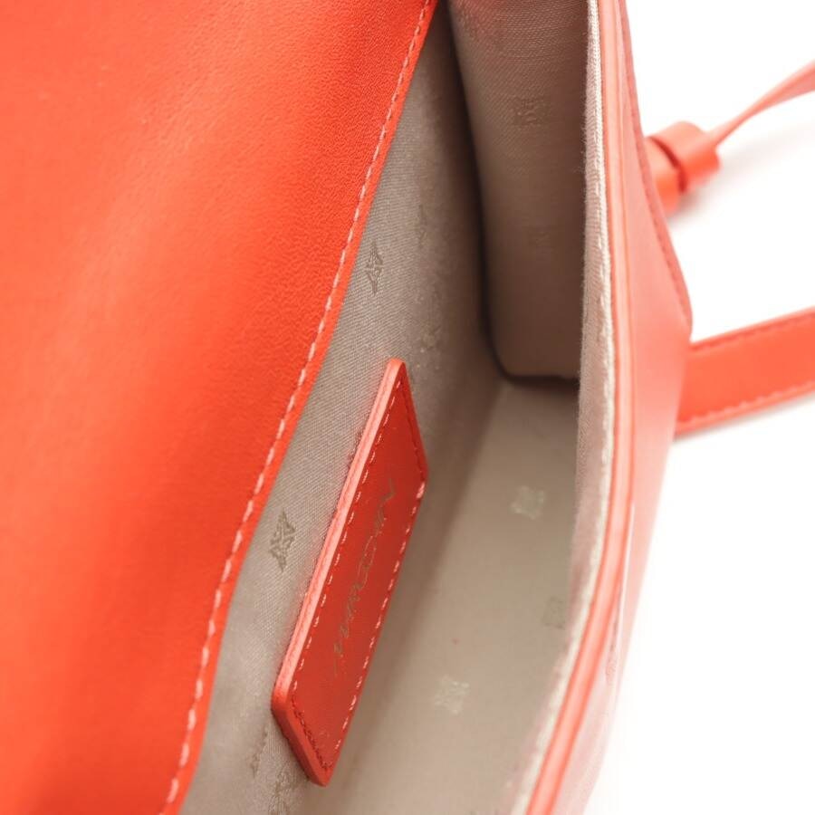 Image 3 of Shoulder Bag Orange in color Orange | Vite EnVogue