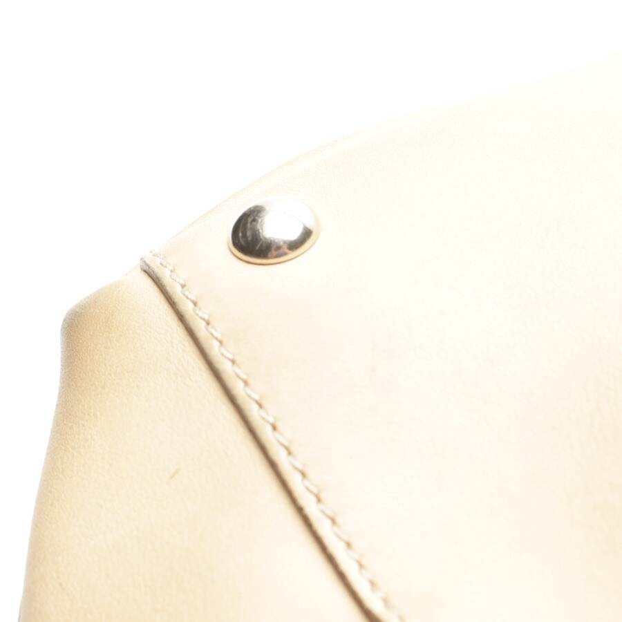 Image 15 of Handbag Beige in color White | Vite EnVogue