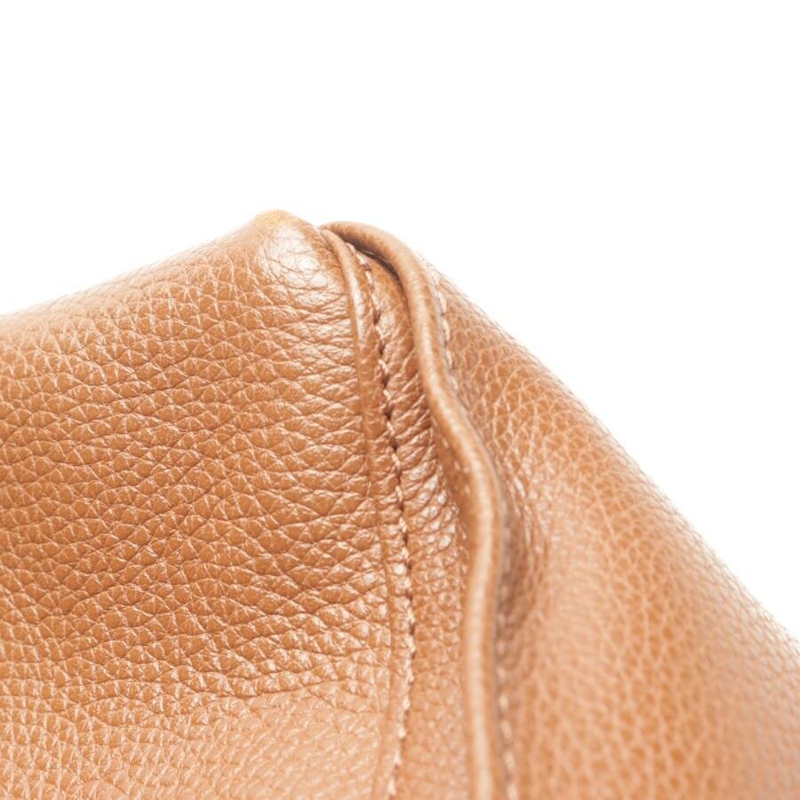Image 7 of Handbag Light Brown in color Brown | Vite EnVogue