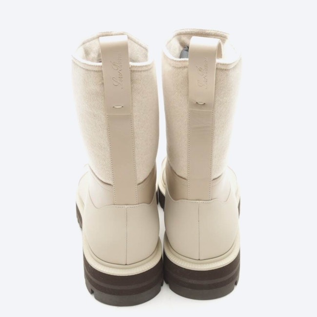 Image 3 of Boots EUR 41 Beige in color White | Vite EnVogue