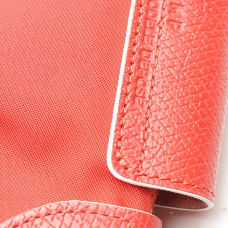 Image 5 of Le Pliage M Shoulder Bag Red in color Red | Vite EnVogue