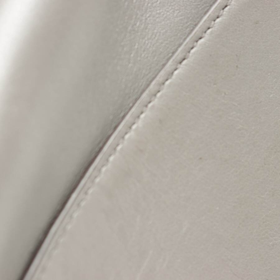 Image 11 of Shoulder Bag Light Gray in color Gray | Vite EnVogue