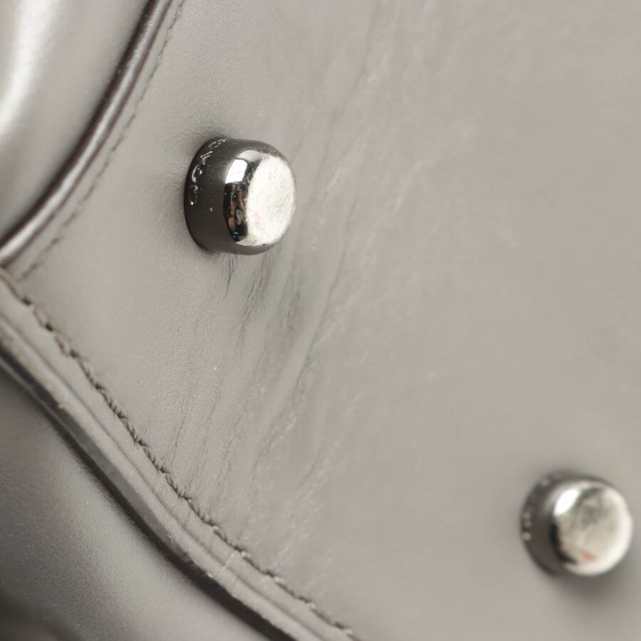 Image 12 of Shoulder Bag Light Gray in color Gray | Vite EnVogue
