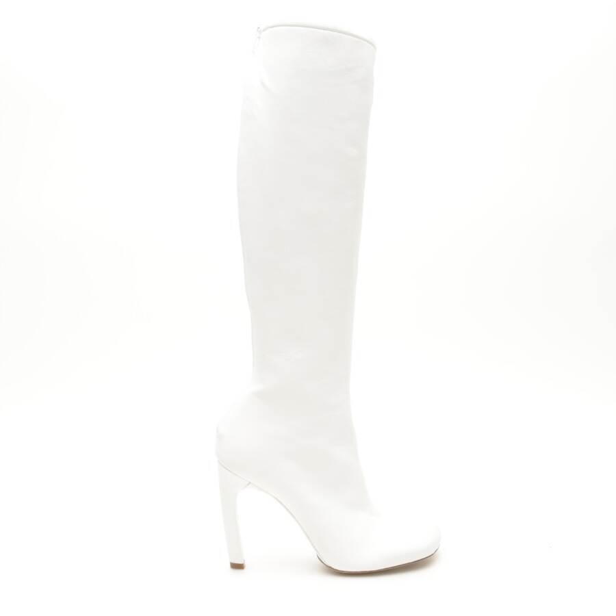 Image 1 of Boots EUR 37 White in color White | Vite EnVogue