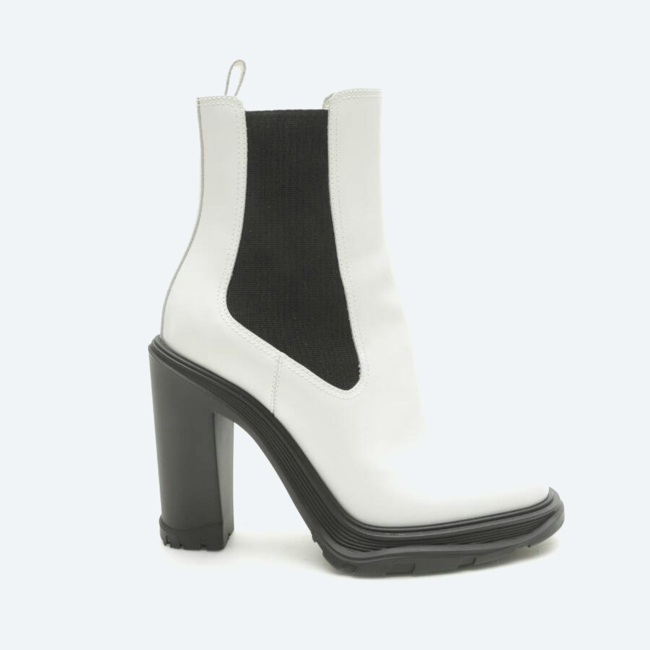 Image 1 of Chelsea Boots EUR 37 White in color White | Vite EnVogue