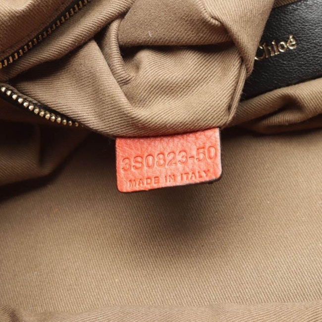 Image 6 of Shoulder Bag Orange in color Orange | Vite EnVogue