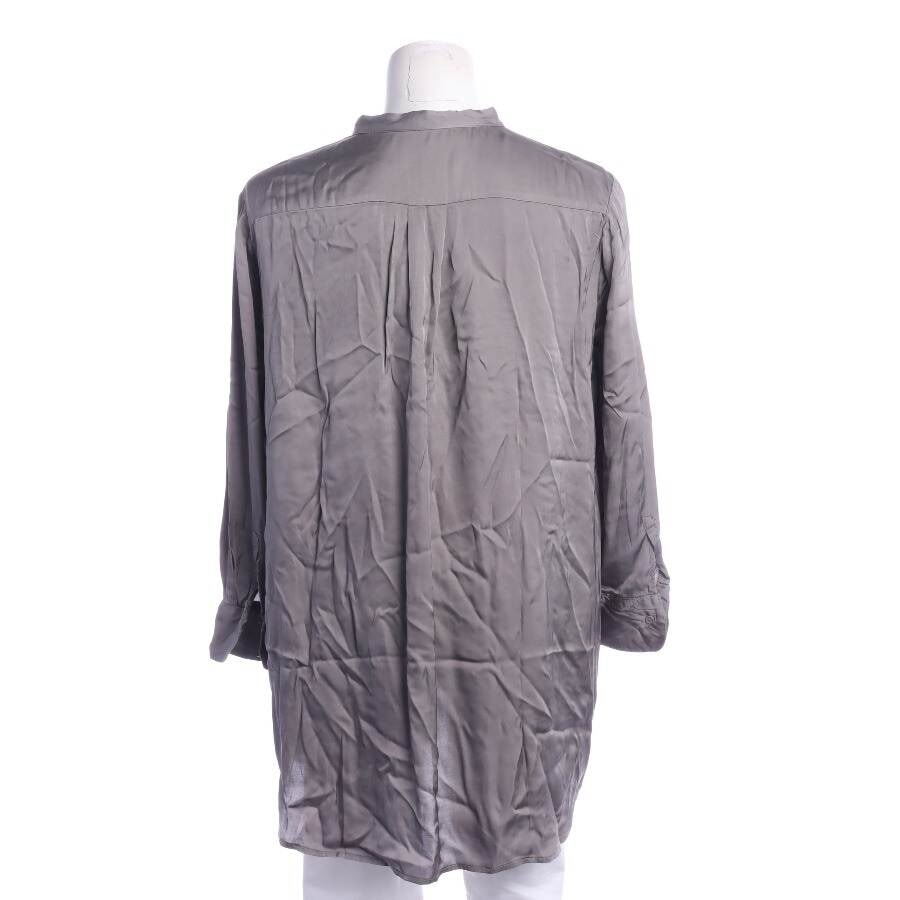 Image 2 of Shirt 44 Light Gray in color Gray | Vite EnVogue
