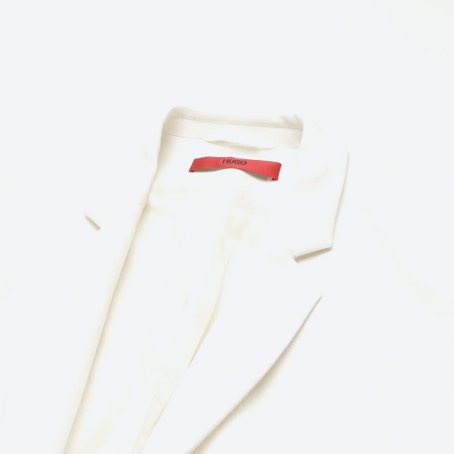 Image 3 of Blazer XL White in color White | Vite EnVogue