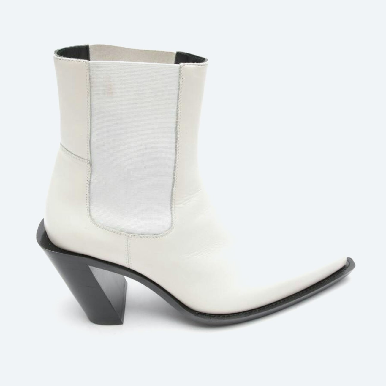 Image 1 of Chelsea Boots EUR 40 Cream in color White | Vite EnVogue