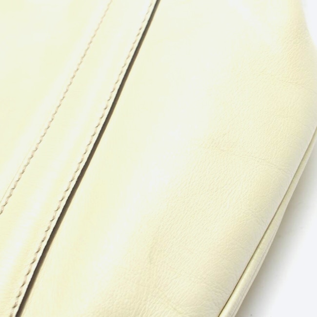 Image 10 of Shoulder Bag Beige in color White | Vite EnVogue