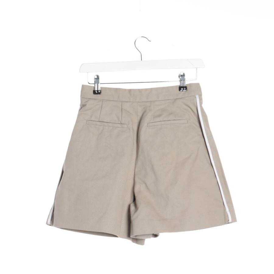 Image 2 of Shorts 34 Beige in color White | Vite EnVogue