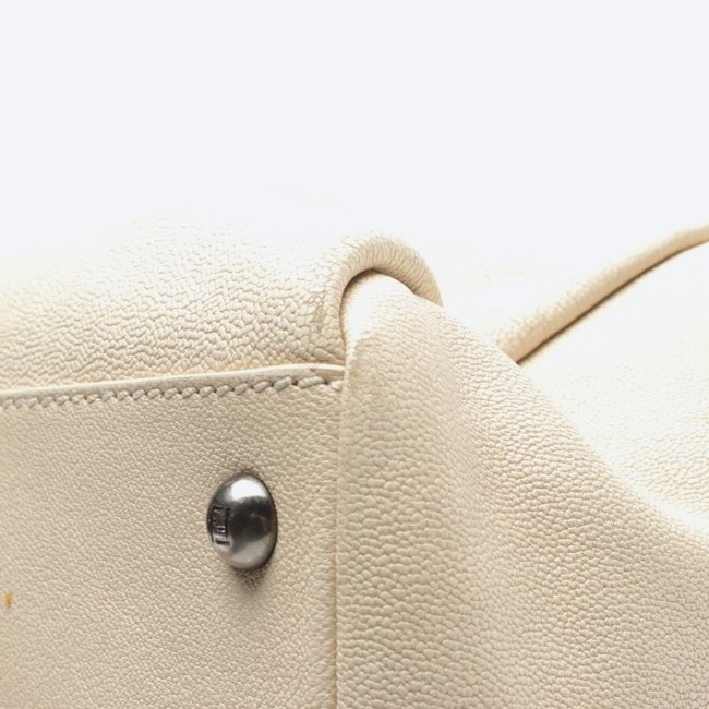 Bild 10 von Peek-a-boo Handtasche Beige in Farbe Weiß | Vite EnVogue