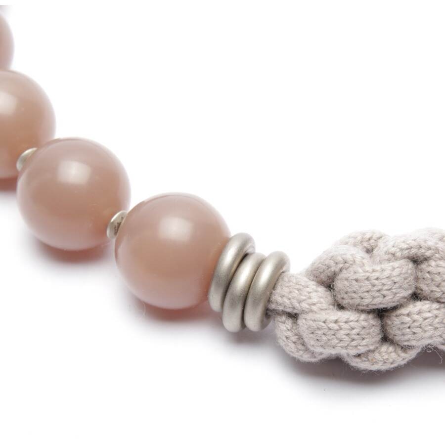 Image 2 of Necklace Beige in color White | Vite EnVogue