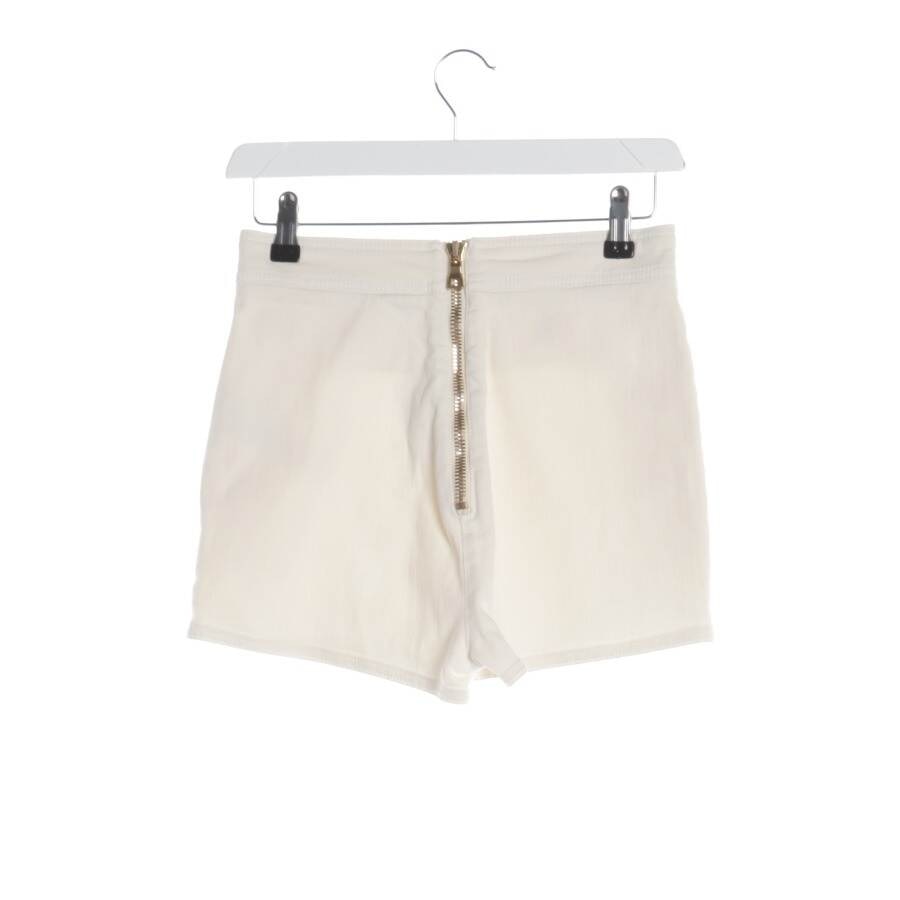 Image 2 of Shorts 34 Cream in color White | Vite EnVogue