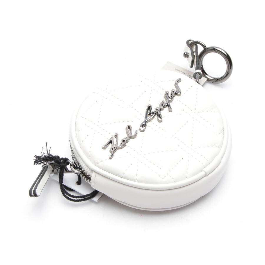 Image 1 of Key Chain White in color White | Vite EnVogue