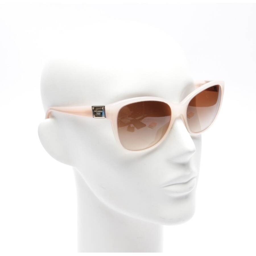 Image 2 of DG 4195 Sunglasses Light Pink in color Pink | Vite EnVogue