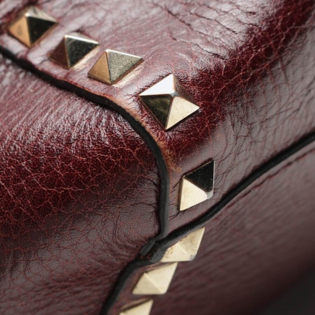 Image 9 of Rockstud Handbag Bordeaux in color Red | Vite EnVogue