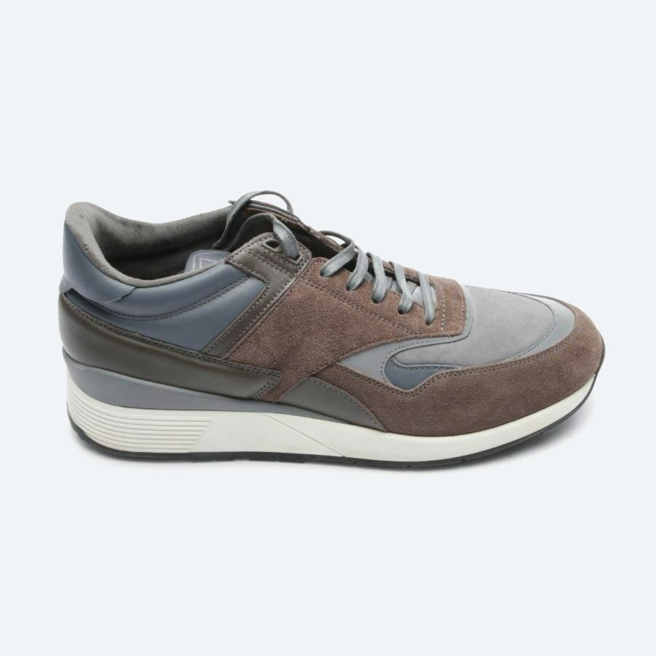Image 1 of Sneakers EUR 45 Light Gray in color Gray | Vite EnVogue