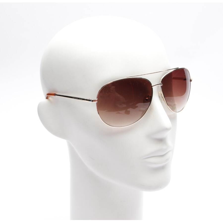 Image 2 of M3403 Sunglasses Gold in color Metallic | Vite EnVogue