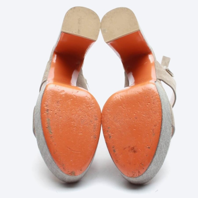 Image 4 of Heeled Sandals EUR 40.5 Beige in color White | Vite EnVogue