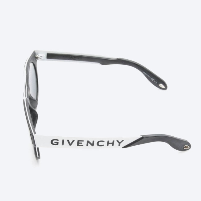 Image 3 of GV7017/N/S Sunglasses Black in color Black | Vite EnVogue