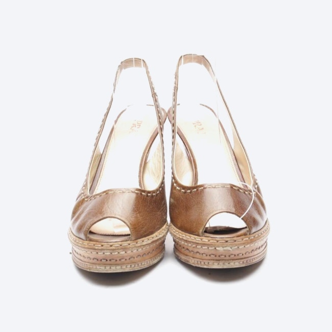 Image 2 of Heeled Sandals EUR 37 Light Brown in color Brown | Vite EnVogue