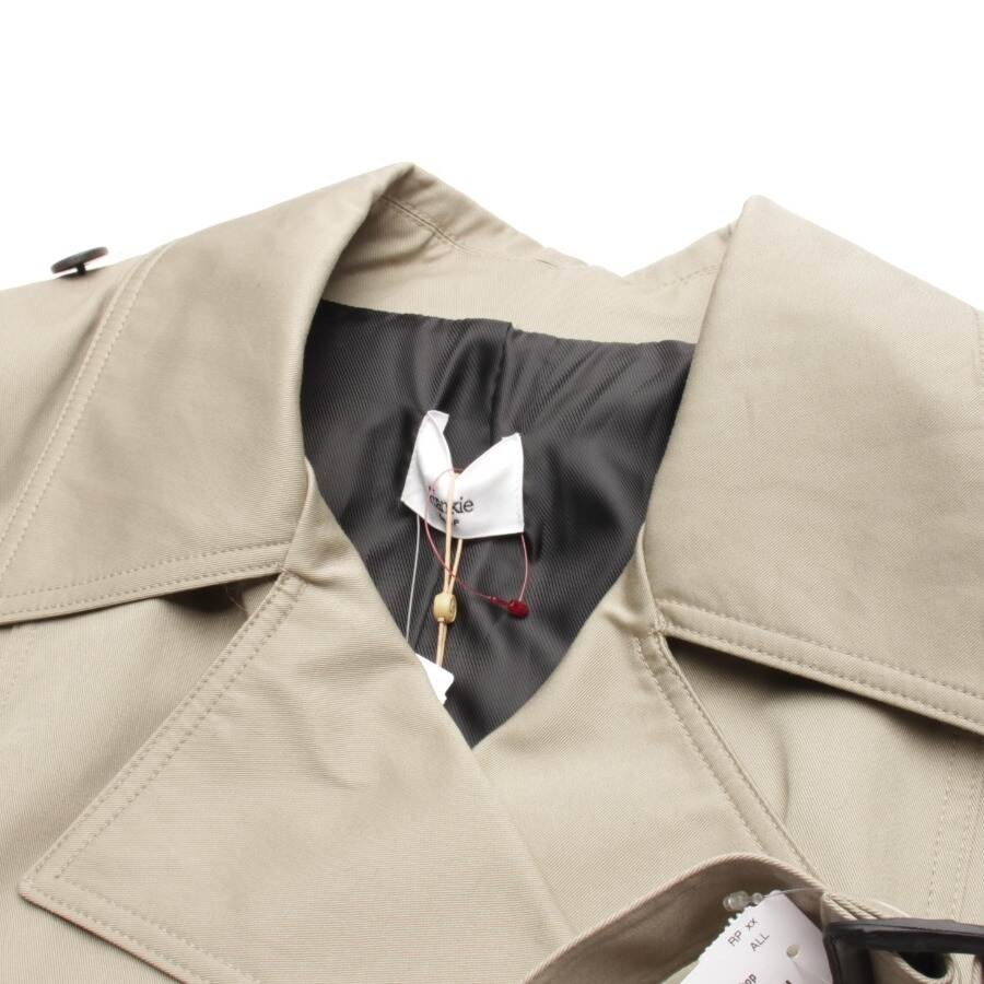 Image 3 of Trenchcoat XS Beige in color White | Vite EnVogue