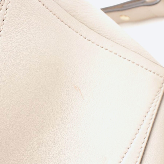 Image 9 of Mystic large Handbag Cream in color White | Vite EnVogue
