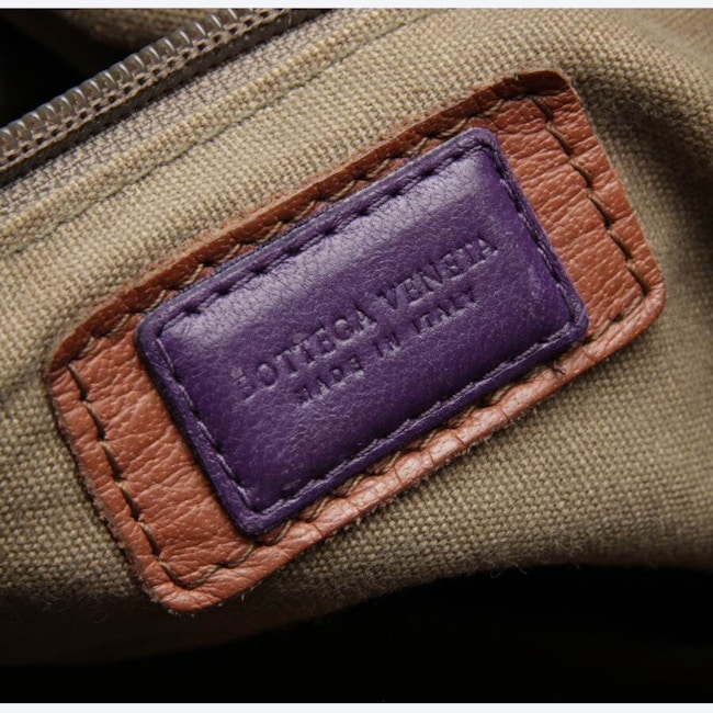 Image 6 of Shoulder Bag Purple in color Purple | Vite EnVogue