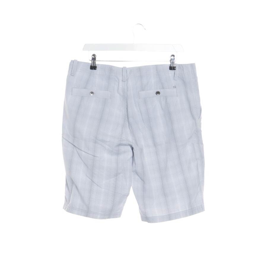 Image 2 of Shorts W34 Light Gray in color Gray | Vite EnVogue
