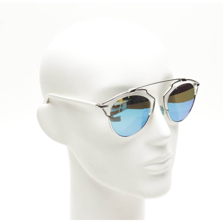 Image 2 of So Real  I187R Sunglasses White in color White | Vite EnVogue