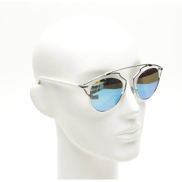 So Real  I187R Sunglasses White | Vite EnVogue