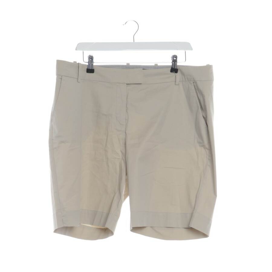 Image 1 of Shorts 44 Beige in color White | Vite EnVogue