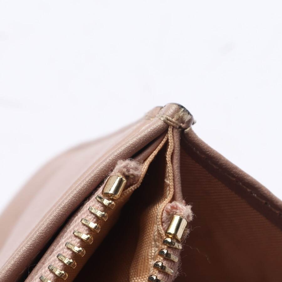 Image 12 of Rockstud Wallet on Chain Pink in color Pink | Vite EnVogue