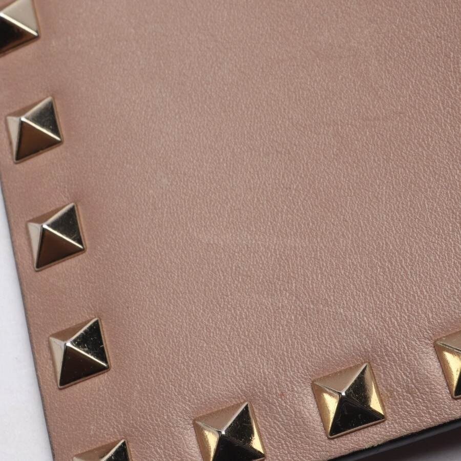 Image 9 of Rockstud Wallet on Chain Pink in color Pink | Vite EnVogue