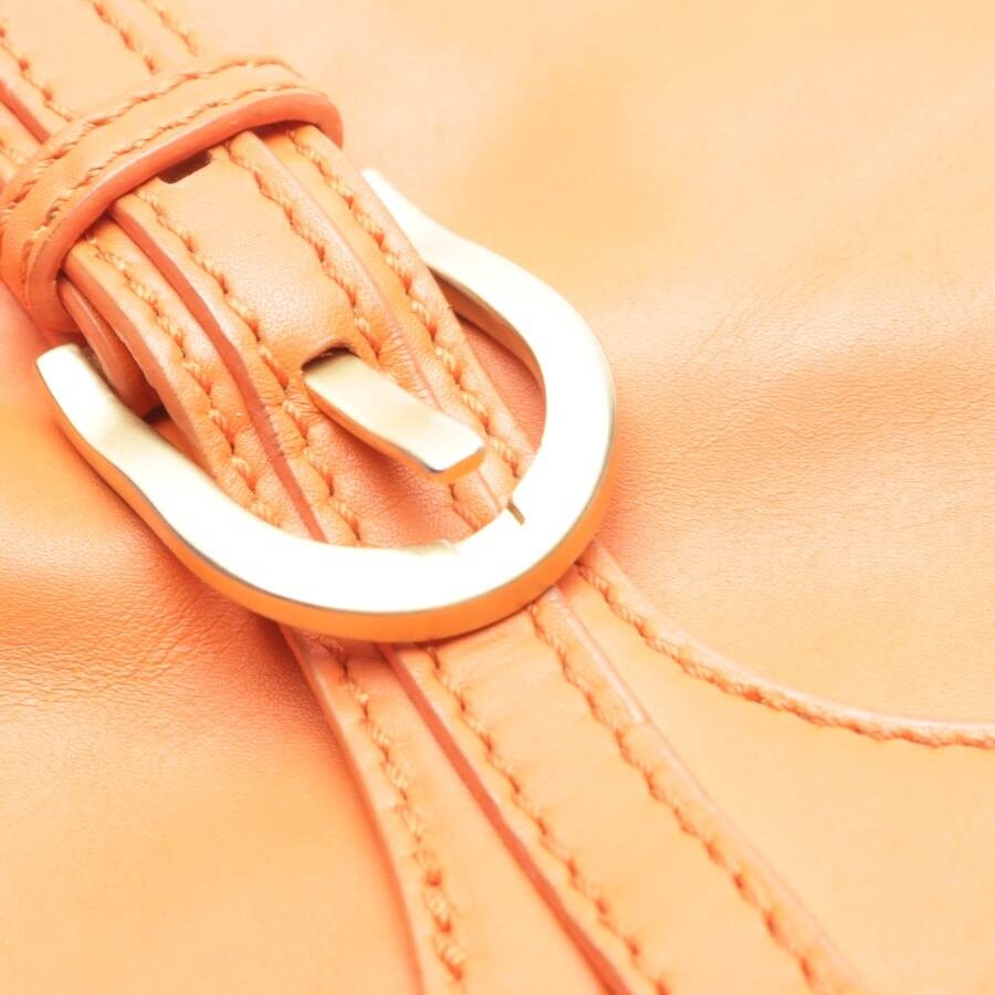 Image 7 of Shoulder Bag Orange in color Orange | Vite EnVogue